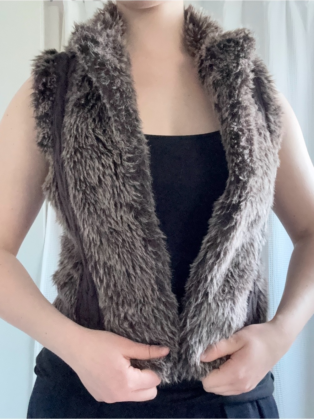 Faux Fur Sleeveless Vest in Taupe